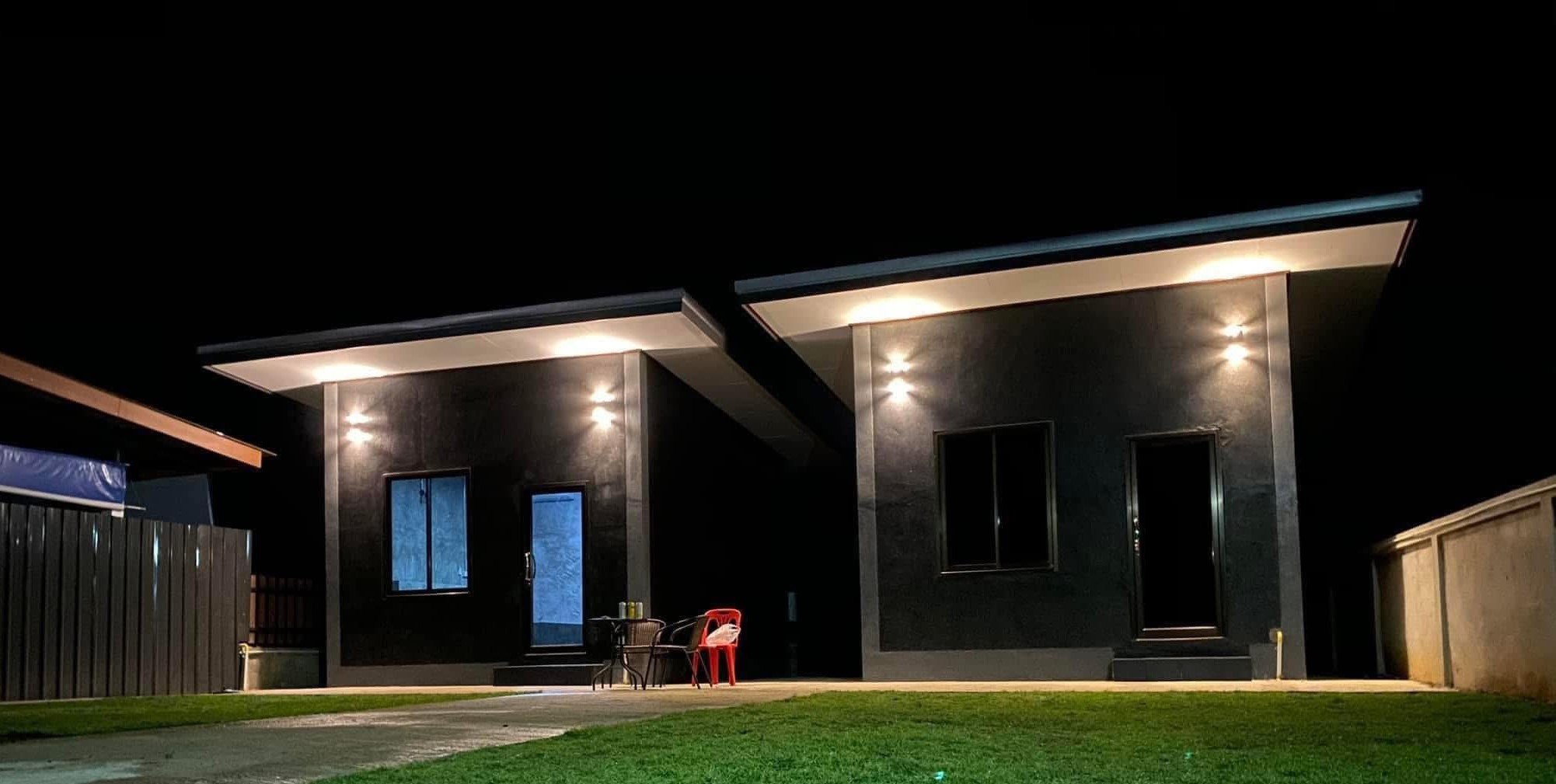 ภายนอกโรงแรม Hana House เชียงของ อาคารสไตล์มินิมอล
